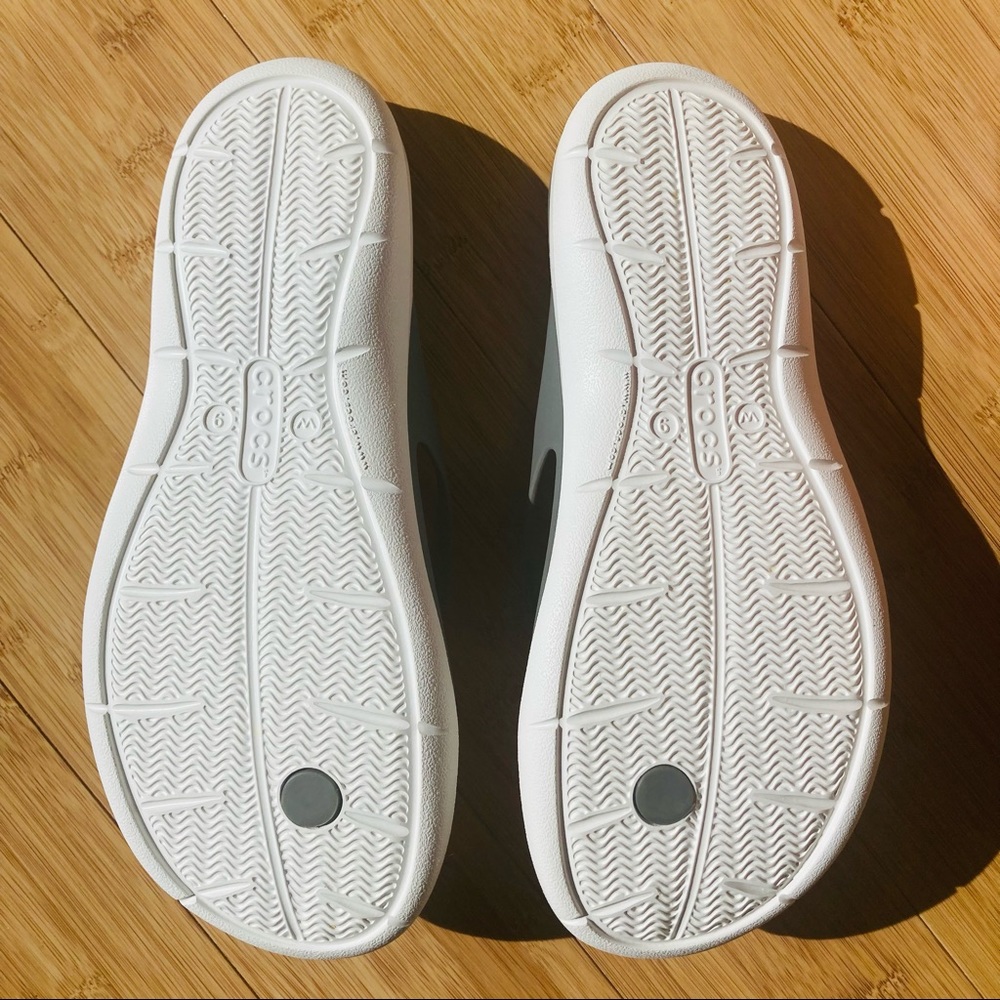 Crocs Iconic Comfort White/Grey Flip Flops Size 9 - Picture 3 of 7